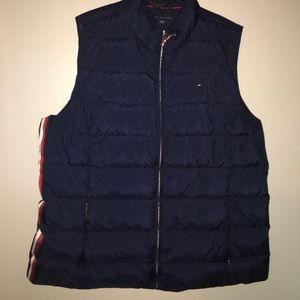 NEVER WORN TOMMY HILFIGER VEST